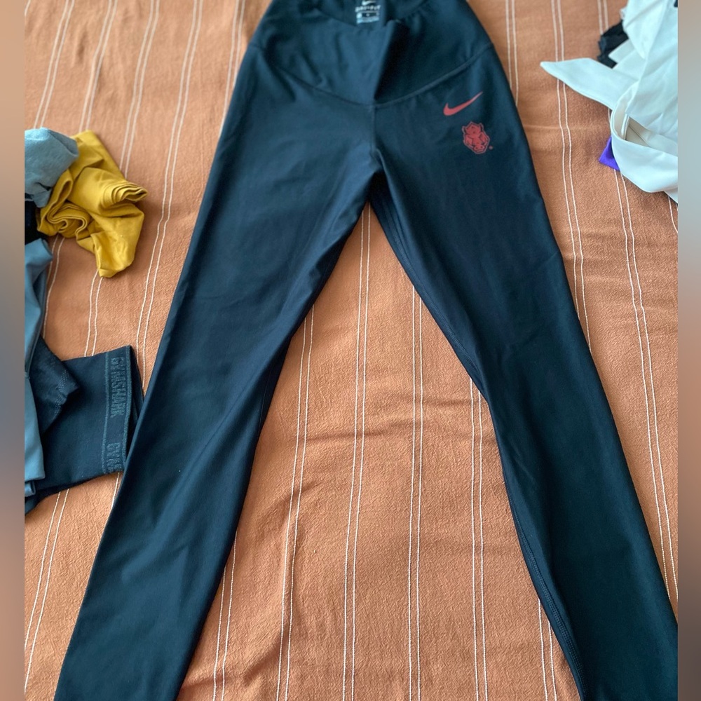 Nike Yoga Dri-FIT